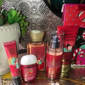Bath and Bodyworks Travel Size Gift Set Bright Christmas Morning